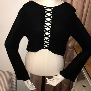 Long sleeve crop top
